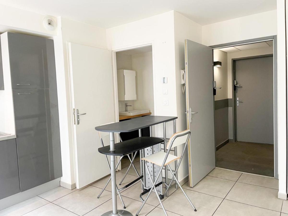 003 - Appartement Moderne Et Terrasse - Jeanne D'Arc, Toulouse Dış mekan fotoğraf